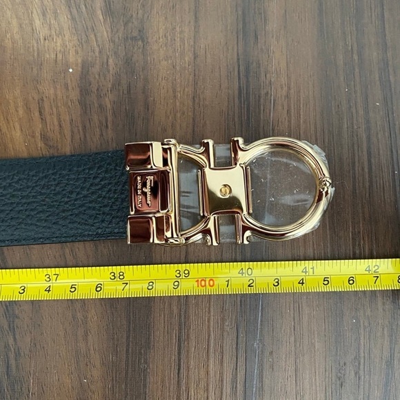 Ferragamo Reversible belt - Picture 7 of 11